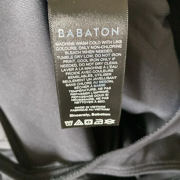 Aritzia Babaton contour Long Sleeve square neck Bodysuit w thong cut bottom. XS - Picture 5 of 7